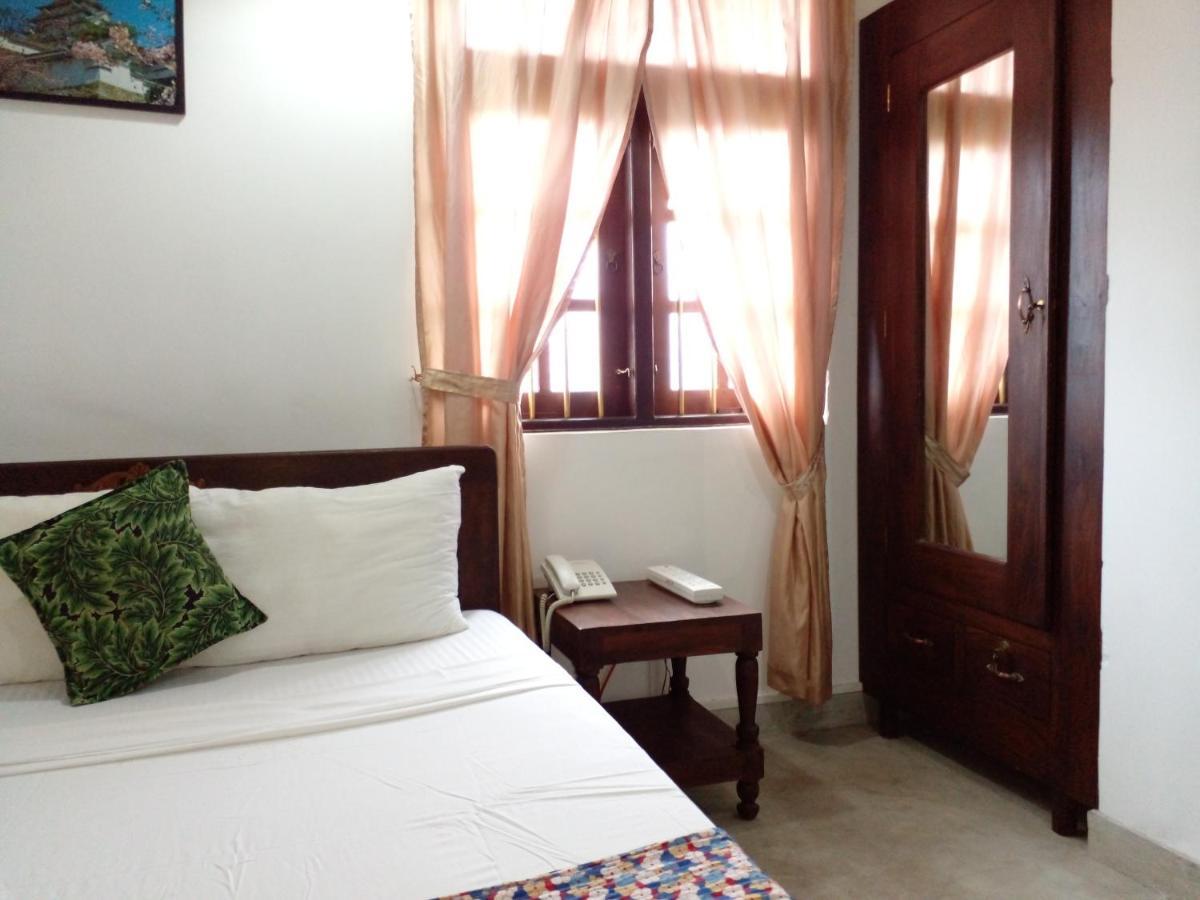 Muduna Walawwa Hotel 3*
