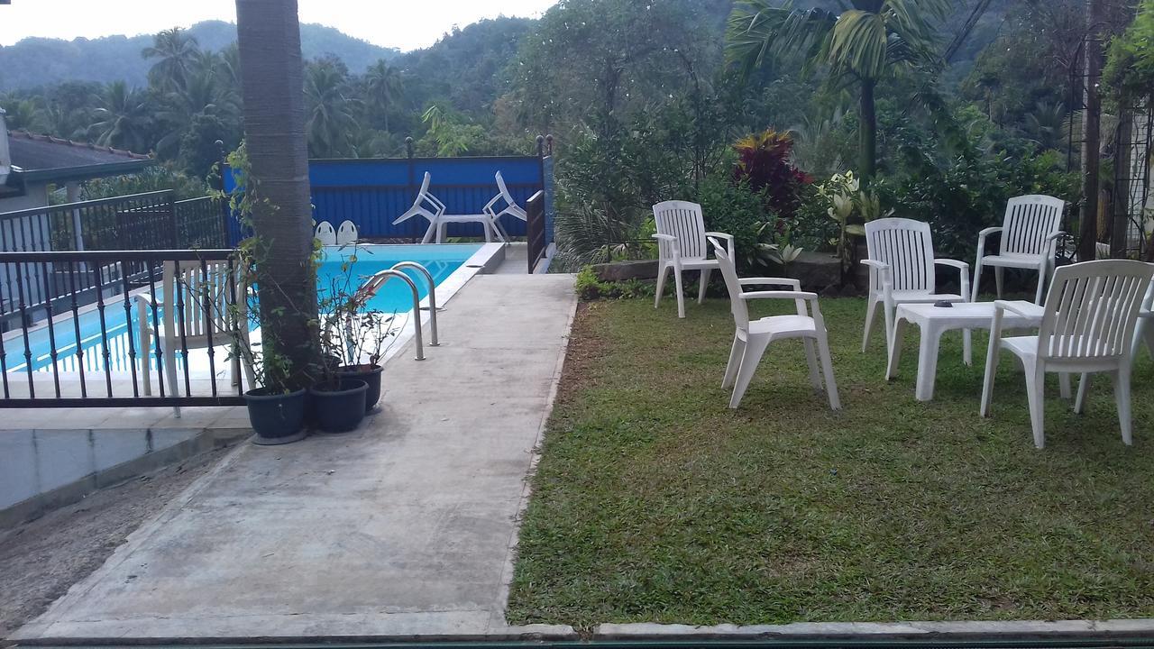 Hotel Muduna Walawwa Kandy